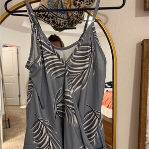 Women's Blue Leaf Print Top